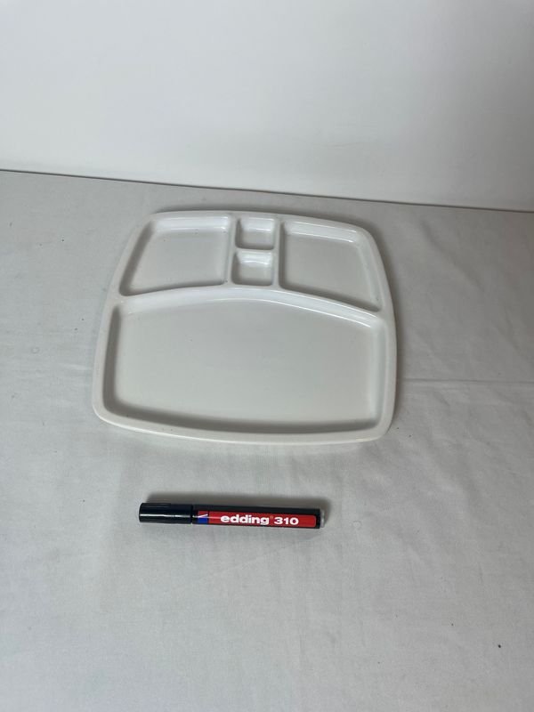 Copetinero de Loza Blanca con 4 Compartimentos