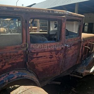 Automóvil Antiguo Clásico Ruedas y Chapa para Restaurar - imagen 2