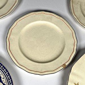 Seis Platos de Loza Inglesa y un Plato Argentino Decorado - imagen 3