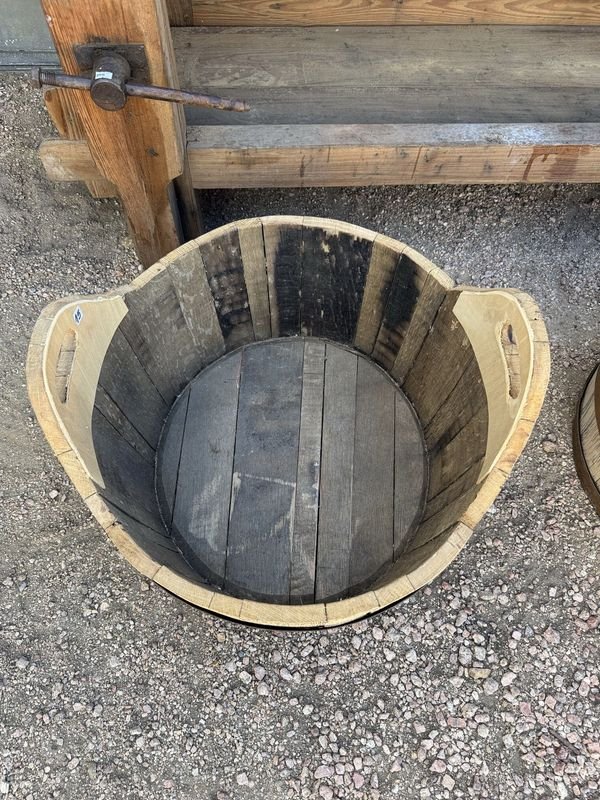 Item 877666 - Image 1