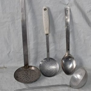 Lote siguiente: Set de Cucharones y Espumaderas de Cocina