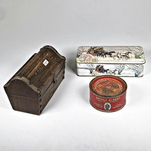Arcón de Madera y Latas de Colección con Escenas Invernales - imagen 1