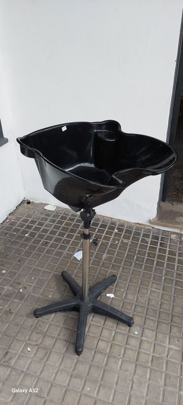 Lavatorio de cabellera en metal negro - imagen 7