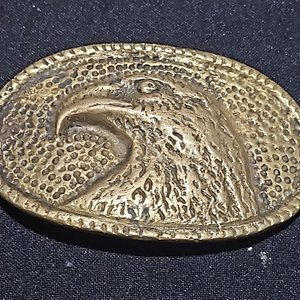 Hebilla de Bronce con Diseño de Águila - imagen 1