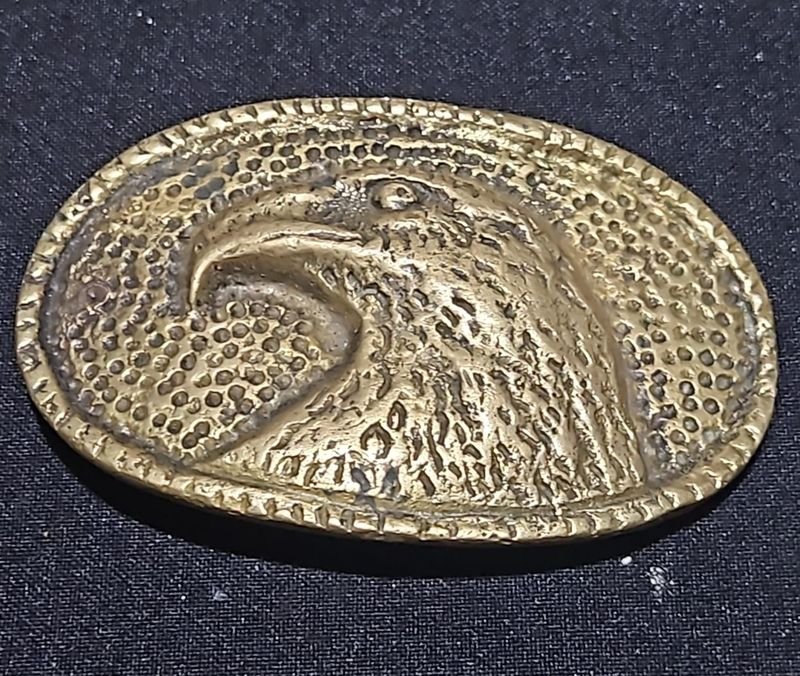 Hebilla de Bronce con Diseño de Águila