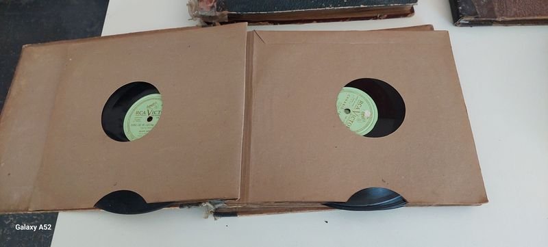 Gran lote de discos y accesorios en buen estado - imagen 2