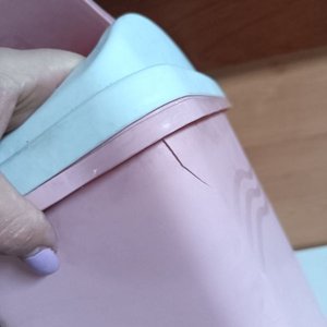 Papelera Rosa con Tapa Blanca y Termo - imagen 3