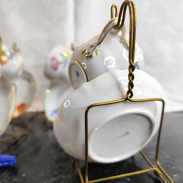 Colección de porcelana MEISSEN demitasse y platitos - imagen 5