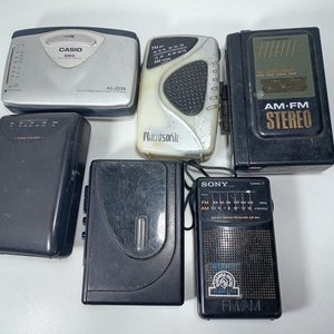 Lote anterior: Lote de Radios y Walkman de Varias Marcas