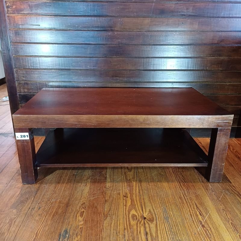 Lote anterior: Mesa ratona de madera para decorar el hogar