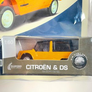 Dos Autos a Escala 1/60: Volkswagen T1 Bus y Citroën - imagen 3