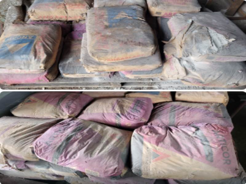 2 Pallets con 50 Bolsas de Cemento Articor y Ancap