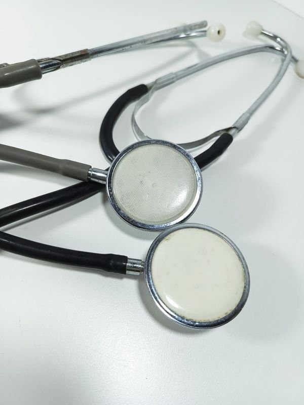 Par de Estetoscopios para Uso Médico