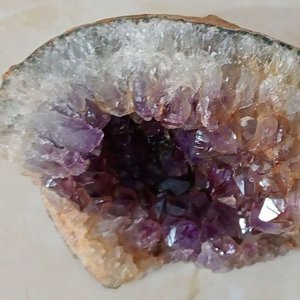 Geoda Natural de Ametrino (Bolivianita) con Cristales de Amatista y Citrino - imagen 4