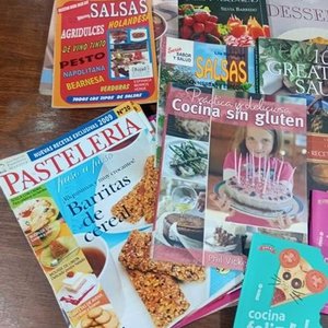 Lote de Libros y Revistas de Cocina Internacional y Recetarios - imagen 5