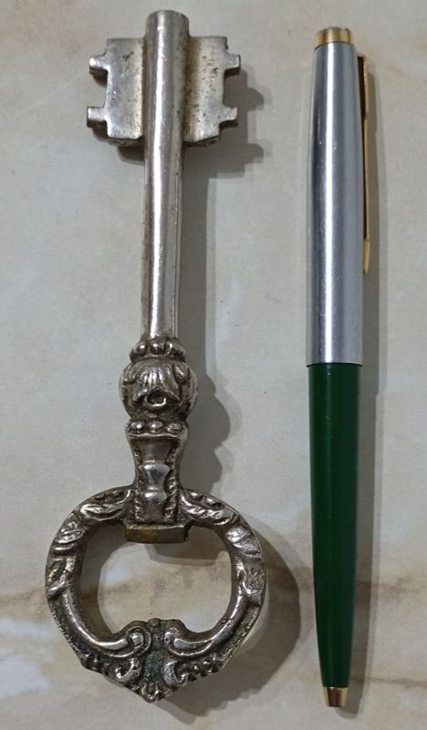 Item 868656 - Image 0