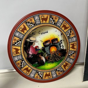 Lote Variado: Termo Acero, Posa Vasos, Plato Decorativo Perú, Caracoles y Adornos - imagen 2