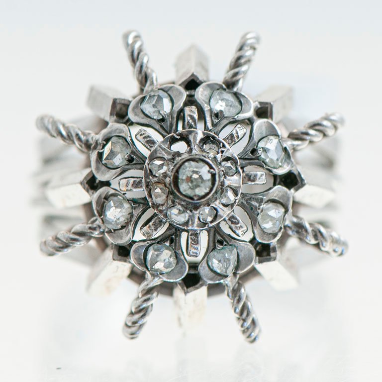 Item 2105077 - Image 0