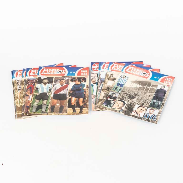 Lote siguiente: Colección de fascículos de fútbol argentino
