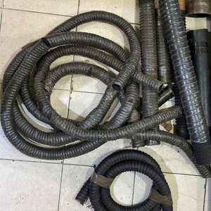 Lote de Caños y Mangueras Flexibles de Goma y Plástico - imagen 10