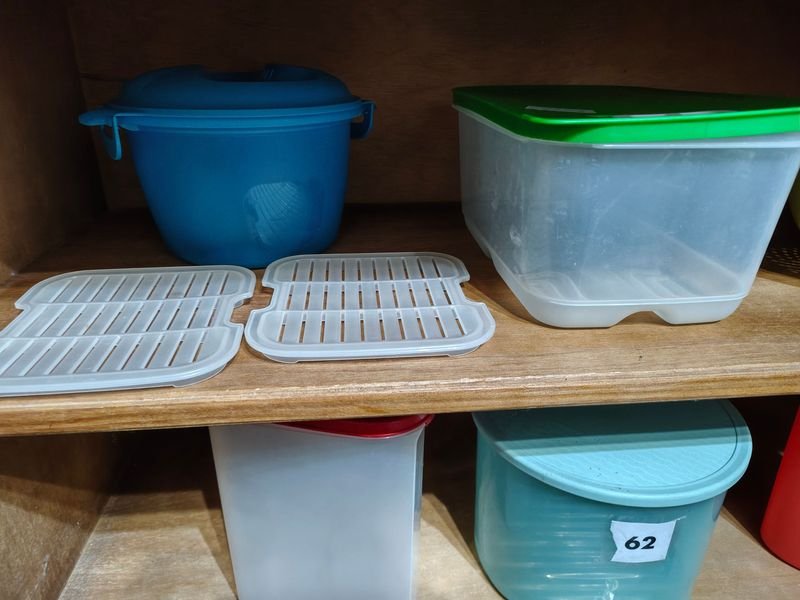 Lote de Recipientes Plásticos para Almacenamiento y Colador