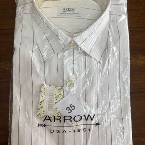 Lote anterior: Camisa Clásica Rayada Arrow Talle 42 Nueva en Empaque