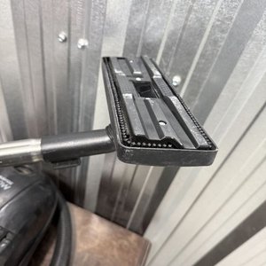 Aspiradora Panavox 1600W Negra con Accesorios - imagen 6