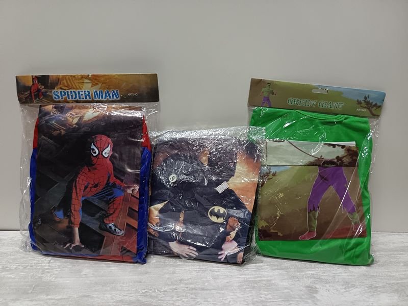 Lote anterior: Disfraces para niños: Spider-Man, Batman y Green Giant