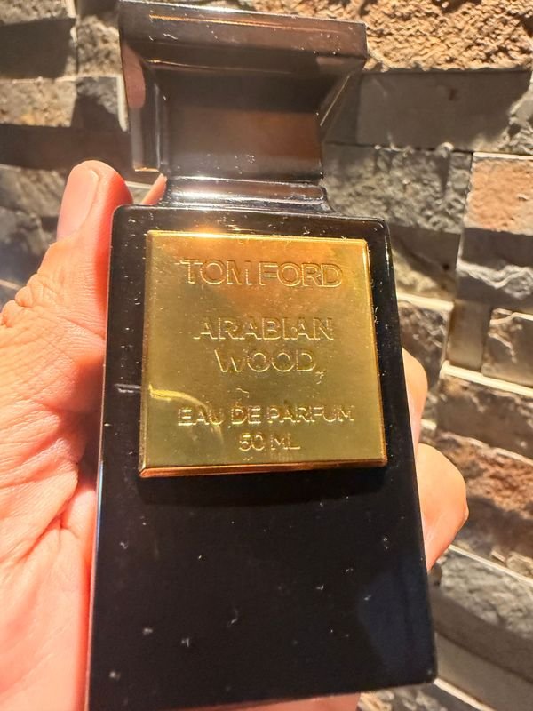 Lote anterior: Perfume Tom Ford Arabian Wood