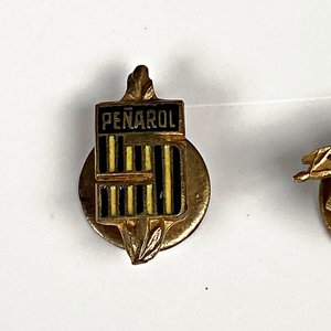 Medalla y Pins de Fútbol del Club Peñarol - imagen 3