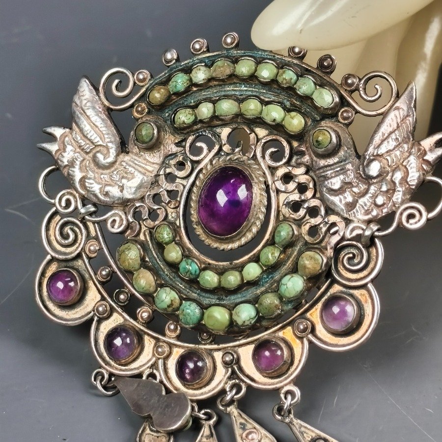 Item 16408 - Image 11