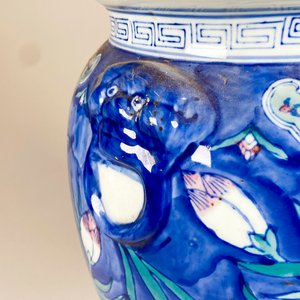 Asiento de Loza Oriental con Flores y Motivos Azules - imagen 4