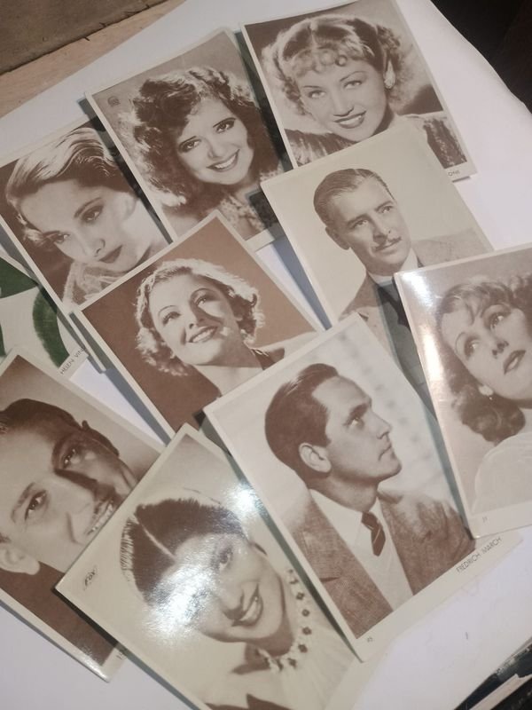 Colección de fotografías antiguas de actrices y actores famosos - imagen 1