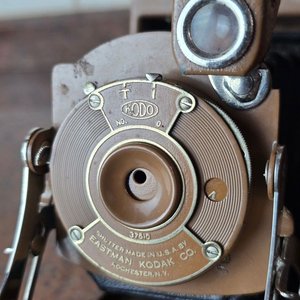 2 Antiguas Cámaras de Fuelle Plegable Kodak y Foth con Estuches - imagen 3