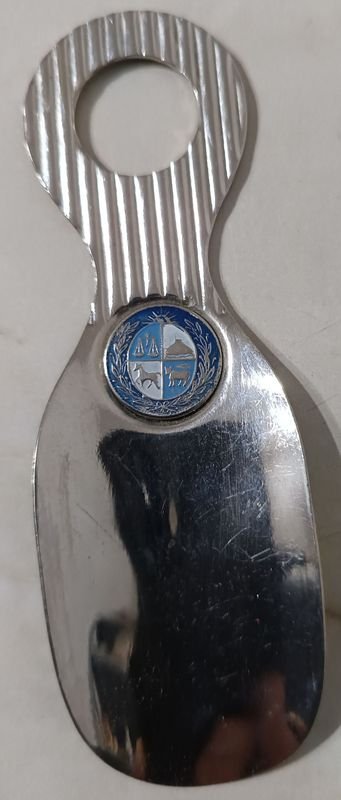 Calzador de Acero Inoxidable con el Escudo Uruguayo. Espectacular. - imagen 2