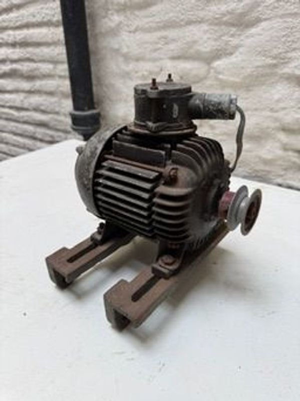 Item 878565 - Image 2