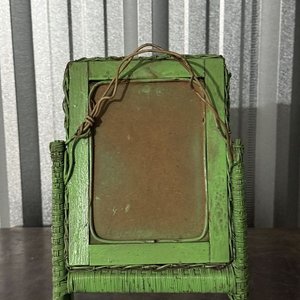 Espejo Decorativo con Marco de Mimbre Verde - imagen 3