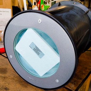 Lote siguiente: 4 Luminarias de Piso de 70 Watts