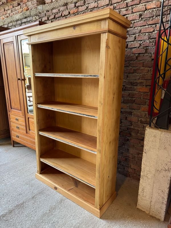 Item 877738 - Image 1