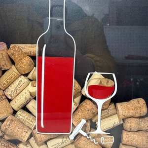 Cuadro Decorativo Temático de Vino con Corchos y Frase - imagen 4