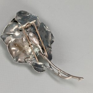 Antiguo Prendedor de Plata con Alfileres de Oro en Forma de Rosa - imagen 13