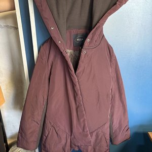 Lote anterior: 2 Camperas de Abrigo Cuello Largo Talle 55 Color Lila