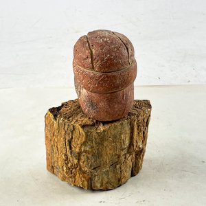 Busto de Cerámica con Base de Piedra Petrificada - 18 cm - imagen 3
