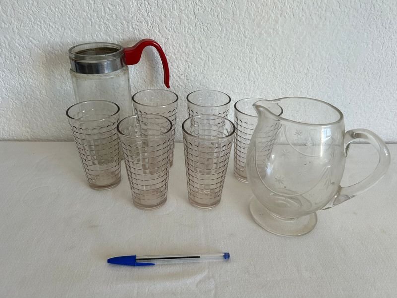 Jarras y juego de vasos de vidrio claro - imagen 4
