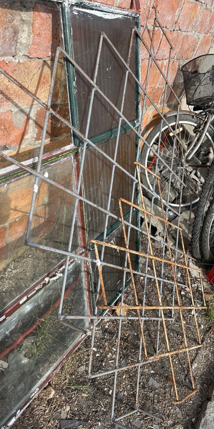 Dos Rejas Metálicas para Ventana o Protección