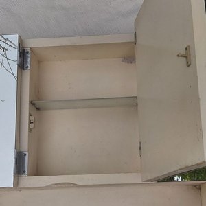 Botiquín de Madera con Espejos y Estantes - imagen 2