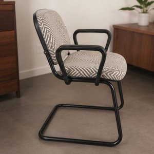 Silla de Oficina Tapizada en Tela con Diseño Geométrico - imagen 2