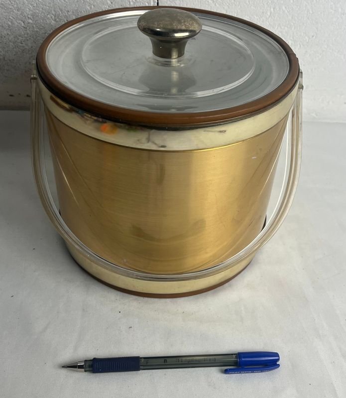 Lote anterior: Estante de Hielo Vintage con Lid y Manija