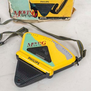 Reproductor de Cassette Estéreo Philips Moving Sound Amarillo - imagen 2