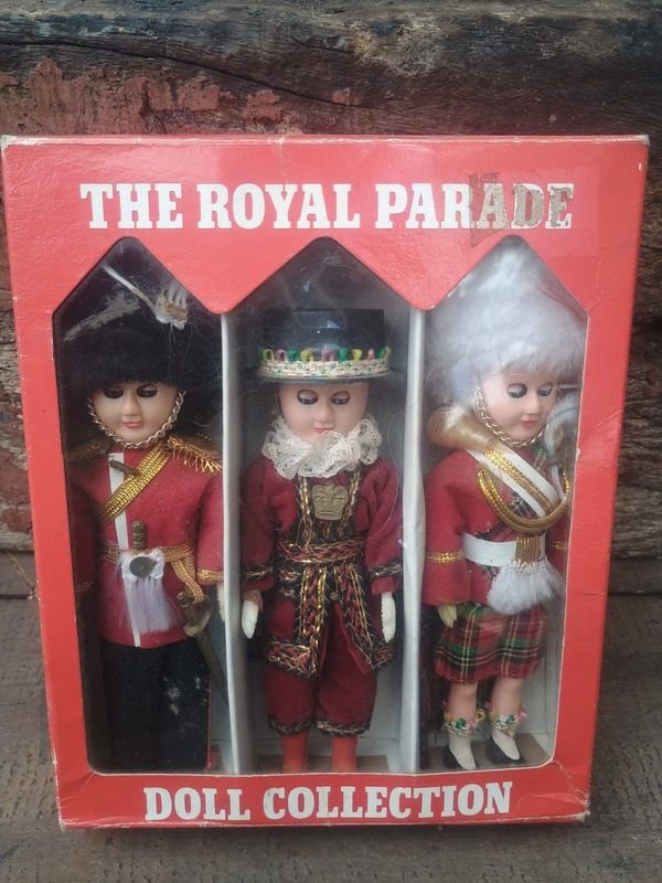 Figuras de Colección The Royal Parade Doll Collection - Guardia Británica